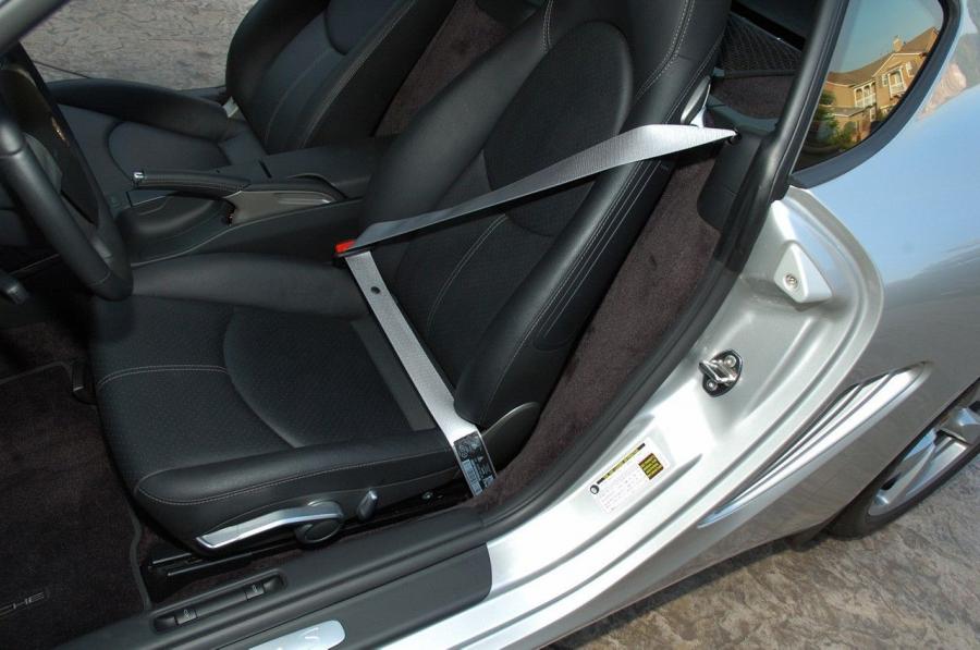  Porsche Cayman S 2008 года  (фото 38 из 54)